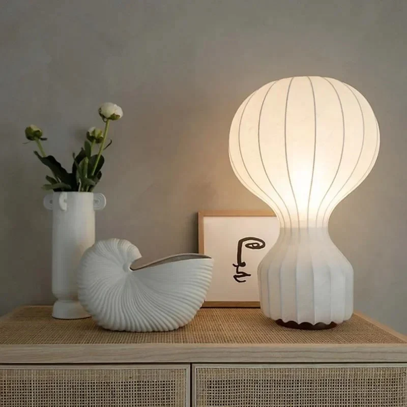SkyGlow – LED Table Lamp Hot Air Balloon Design - Image 3