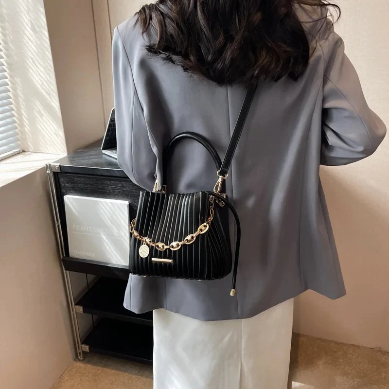 Sophia – Shoulder Bag with Handle and Adjustable Shoulder Strap - Image 8