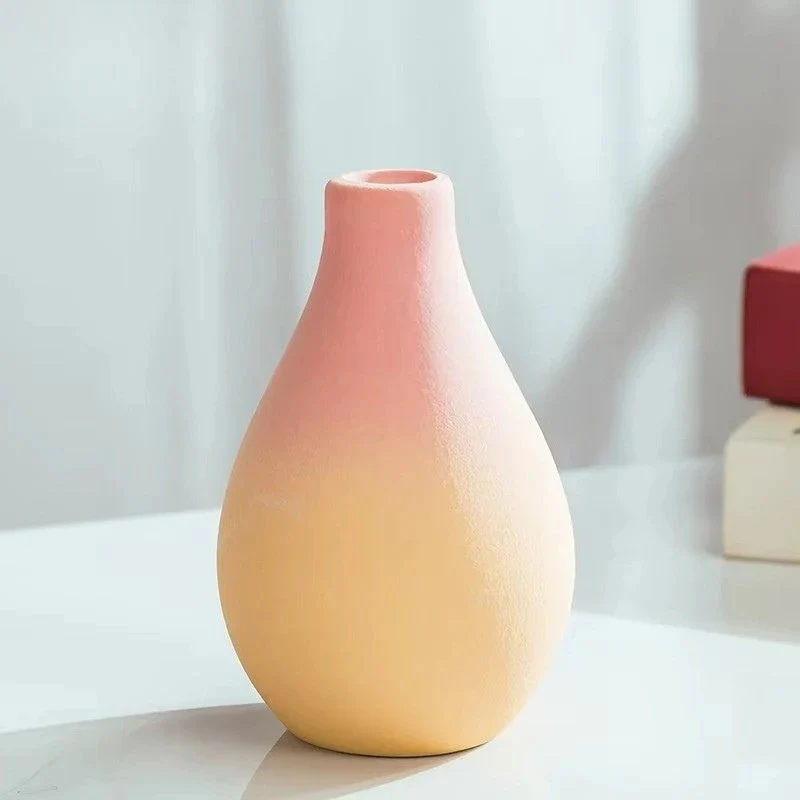 StrucTura – Decorative Vase with Geometric Design - Image 4