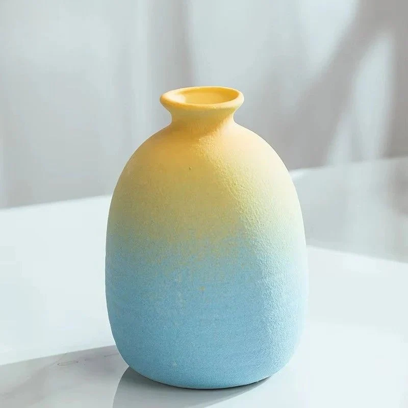 StrucTura – Decorative Vase with Geometric Design - Image 5