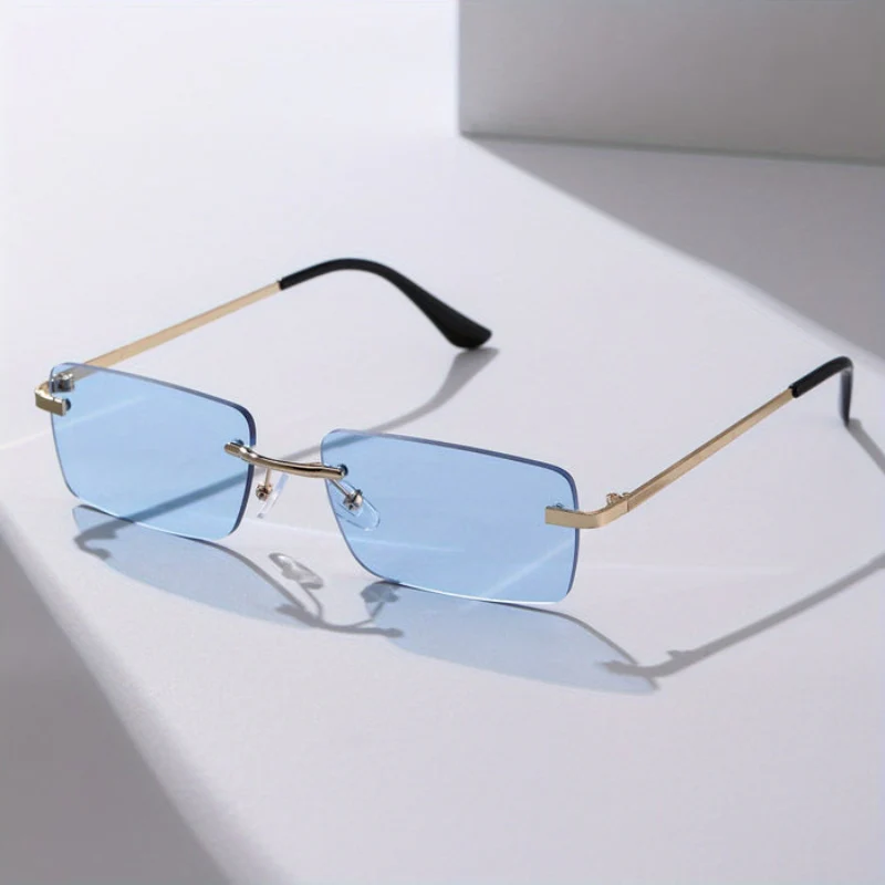 SunFlex – Portable Sunglasses with Adjustable Design - Image 7