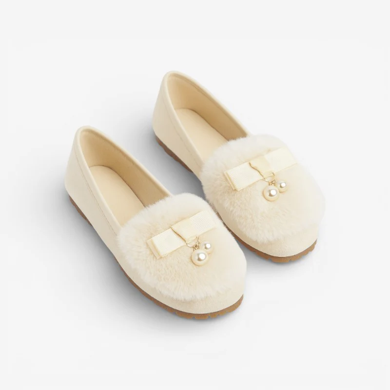 Taylor – Women's Furry Slippers with Round Toe - Image 2