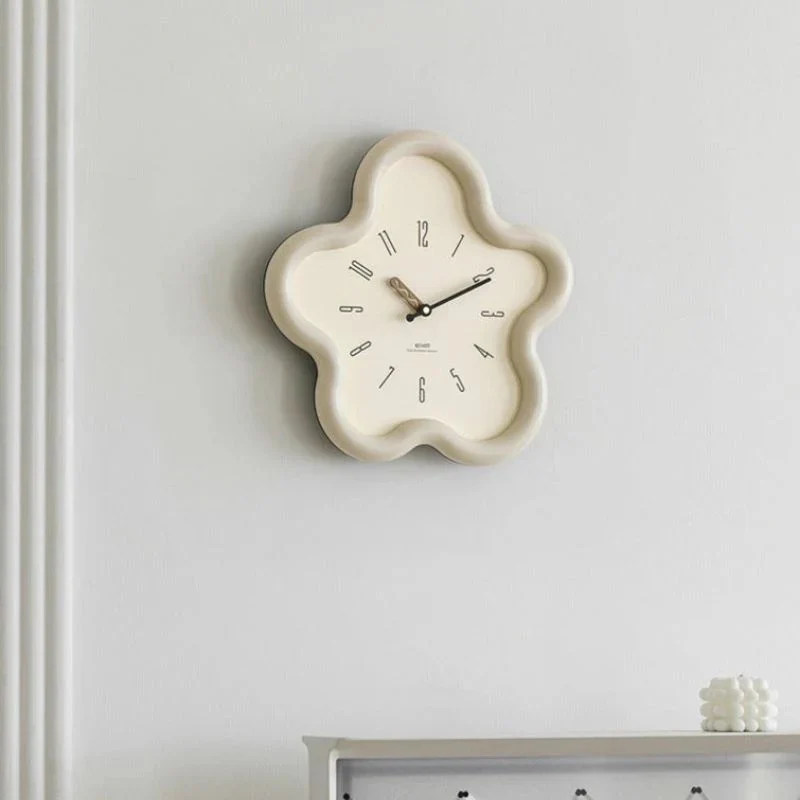 TimeGlow – Digital Wall Clock with Pendulum - Image 6