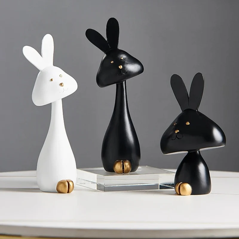 WildForm – Decorative Sculpture with Animal Inspired Design - Image 8
