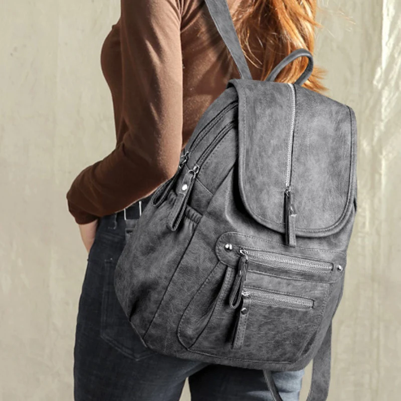 Zoe – Bag with Adjustable Strap & Zipper Pocket - Image 6