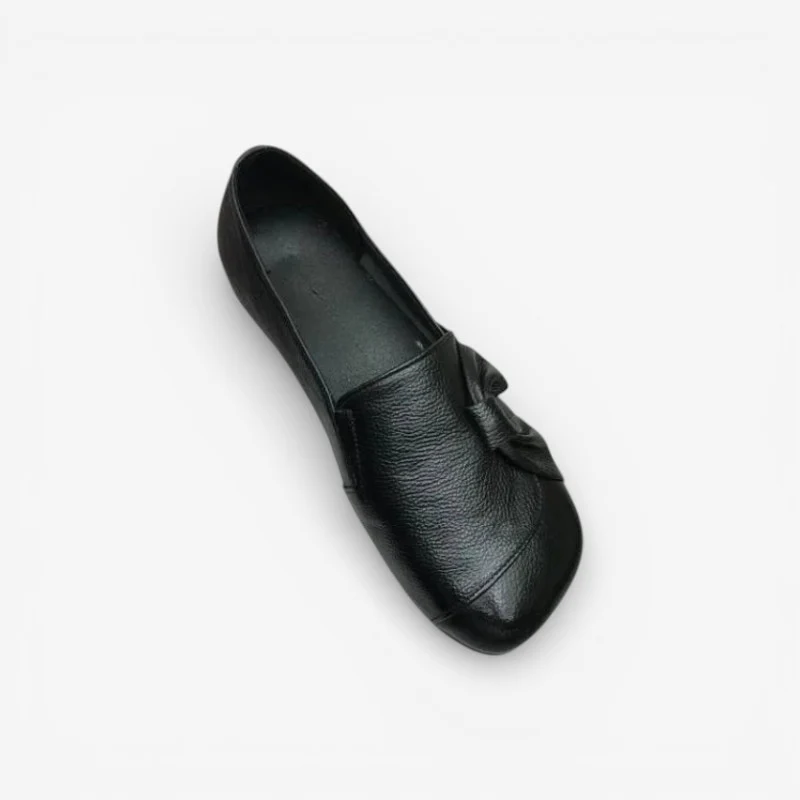 Zoe – Women's Slip-On Shoes with Round Toe
